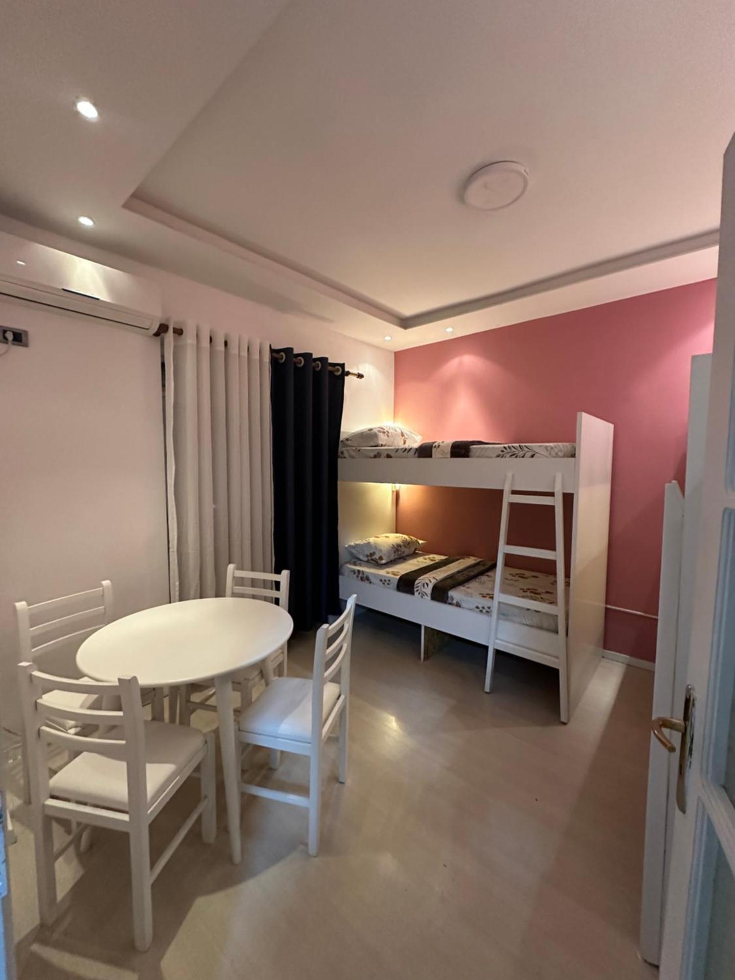 Blloku Vibes Hostel